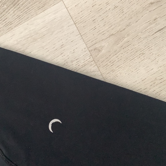 Zyia Active Black Brilliant Hi-rise Legging 28"‎ | size 12 solid black logo - Picture 12 of 13